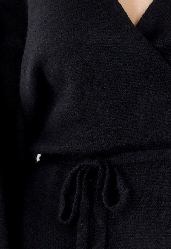 Zwarte Gebreide Set met Overslag Top en Wijde Broek