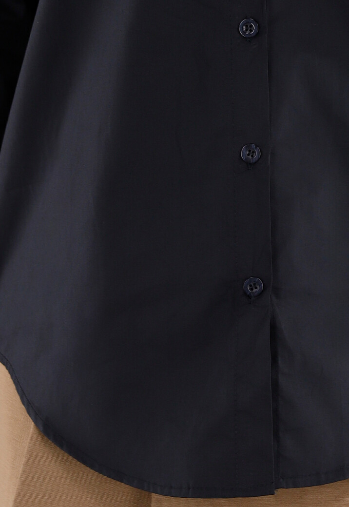 Zwarte Blouse met New York Patchletters op Rug