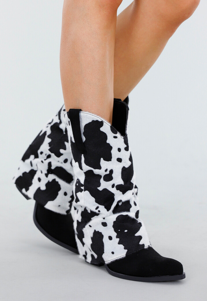 Zwart-Witte Laarzen met Koeienprint