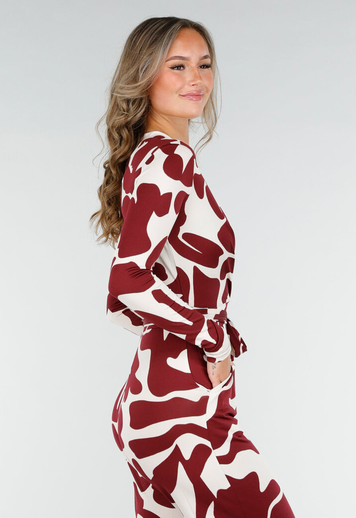 Bordeaux-Witte Stretch Jumpsuit met Print en Strikceintuur