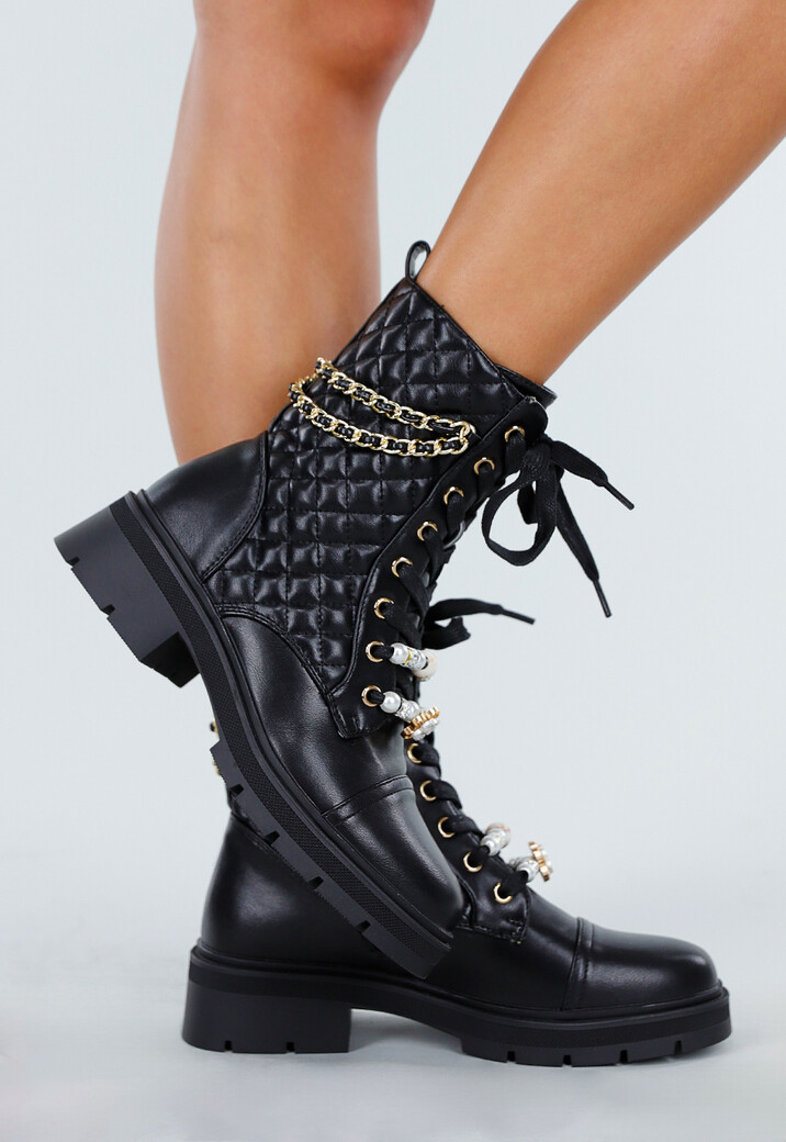 Zwarte Quilted Veterboots met Chunky Zool en Ketting
