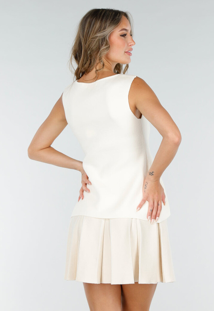 Crèmekleurige Mouwloze Top met Gouden Knopen en Split