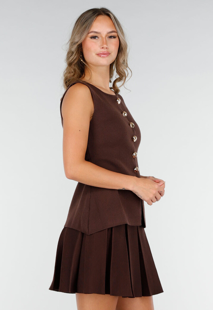 Donkerbruine Mouwloze Top met Gouden Knopen en Split