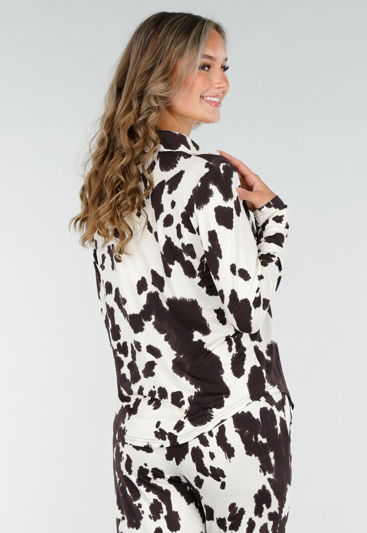 Bruin-Witte Blouse met Koeienprint  en Goudkleurige Knopen