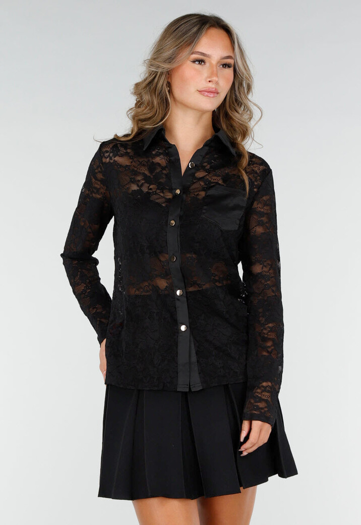 Zwarte Kanten Blouse met Satijnkraag en Goudkleurige Knopen