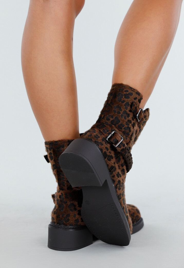 Panterprint Enkellaarsjes met Gespdetail