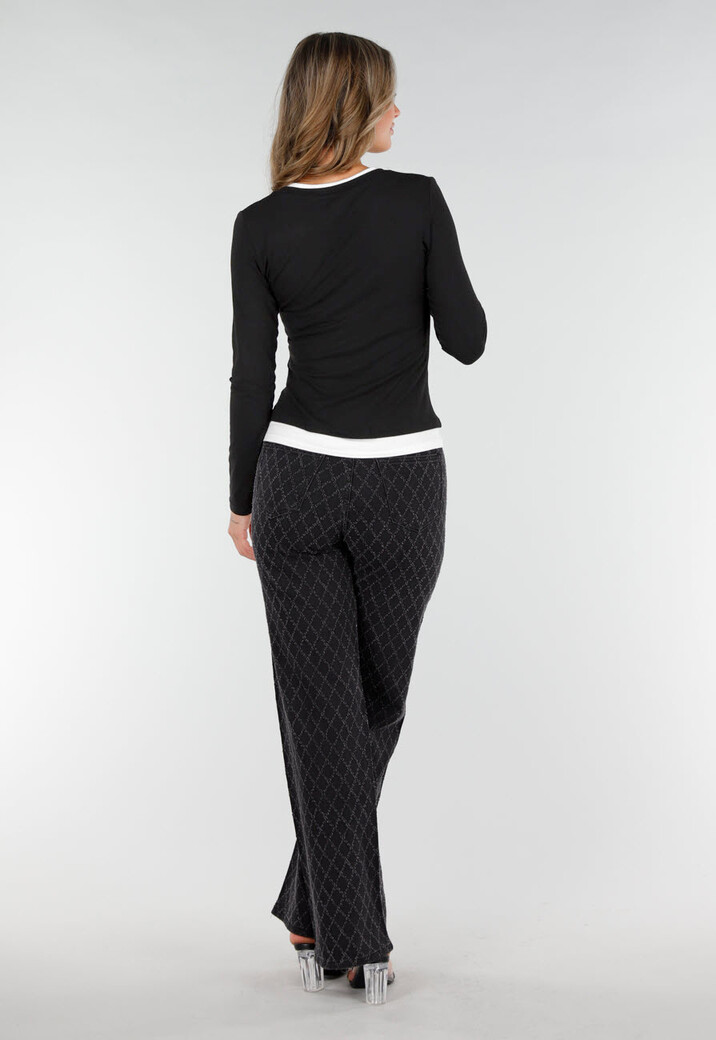 Zwarte Longsleeve Top met V-Hals en Witte Boorden