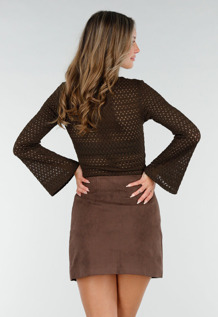 Opengewerkte Top Bruin met Stretch en Wijde Mouwen
