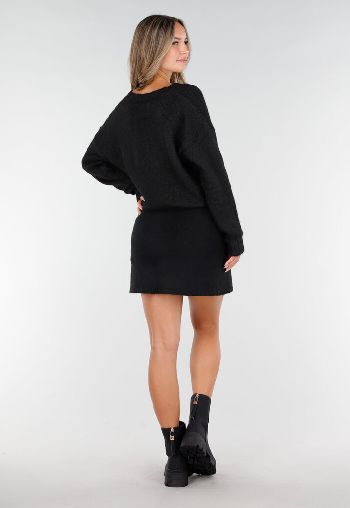 Zwarte Gebreide Trui met V-Hals en Lange Mouwen