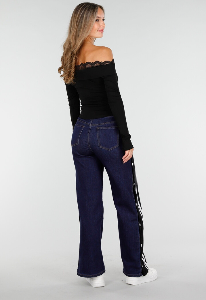 Zwarte Off-Shoulder Top met Kant en Lange Mouwen