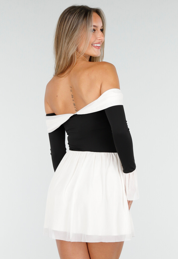 Zwart Beige Off Shoulder Jurk met Strikdetail