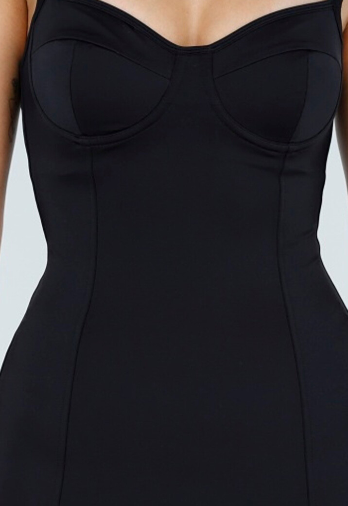 Zwarte Shapewear Onderjurk met Beugel Cups