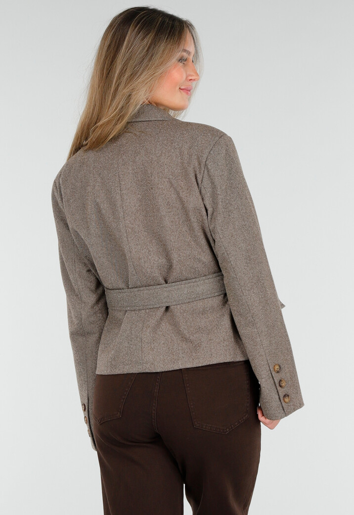 Korte Bruine Jas met Ceintuur en Revers