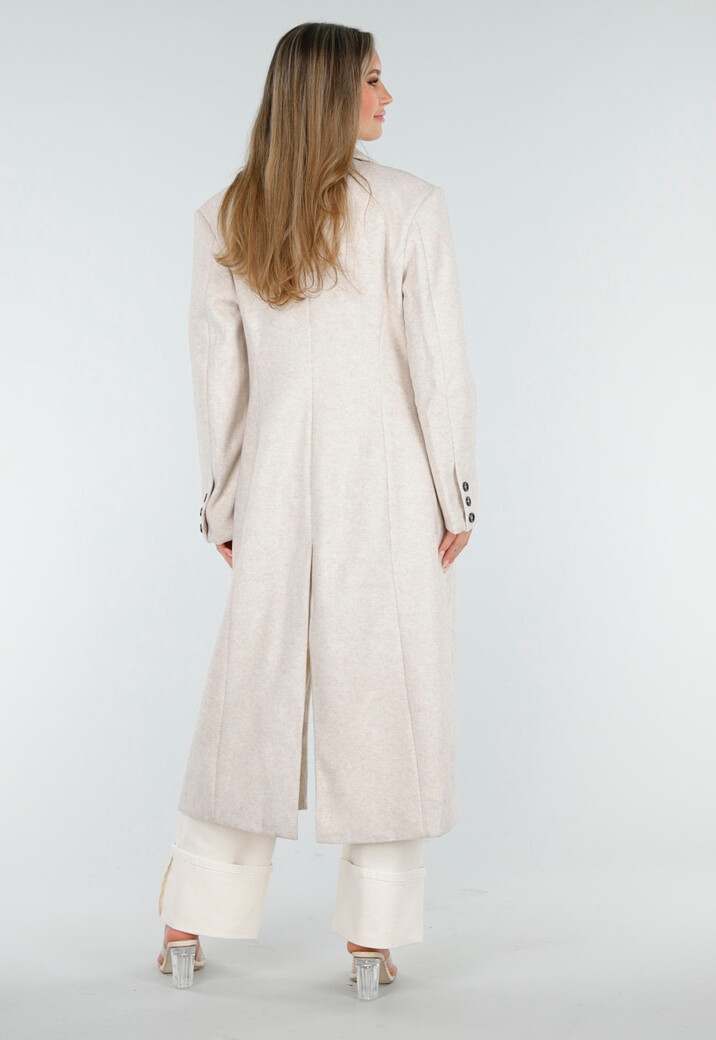 Lange Beige Jas met Zwarte Knopen en Klepzakken