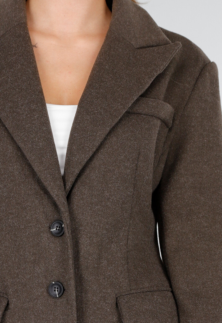 Bruine Manteljas met Reverskraag en Knopen