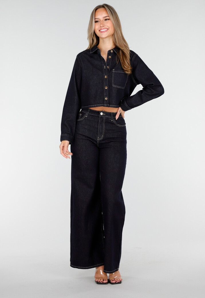 Donkerblauwe Spijkerbroek Met Wijde Pijpen