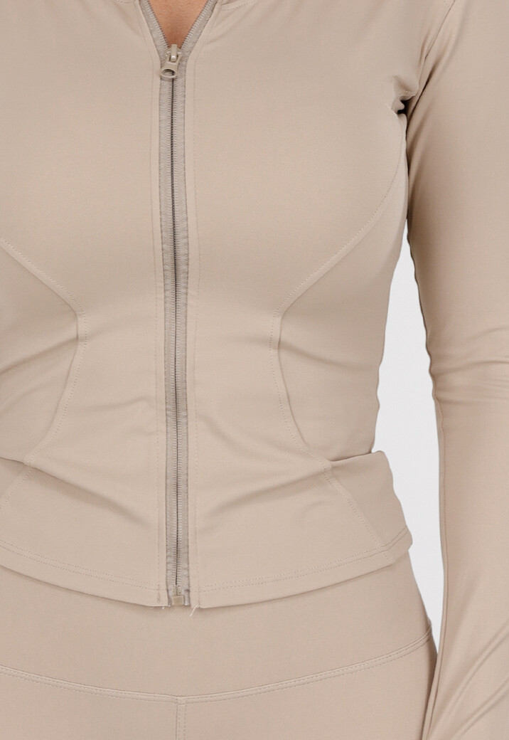 Beige Sportset met Strakke Fit en Ritssluiting Top