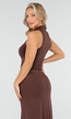 Lange Stretch Jurk in Donkerbruin met Hoge Split