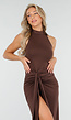 Lange Stretch Jurk in Donkerbruin met Hoge Split