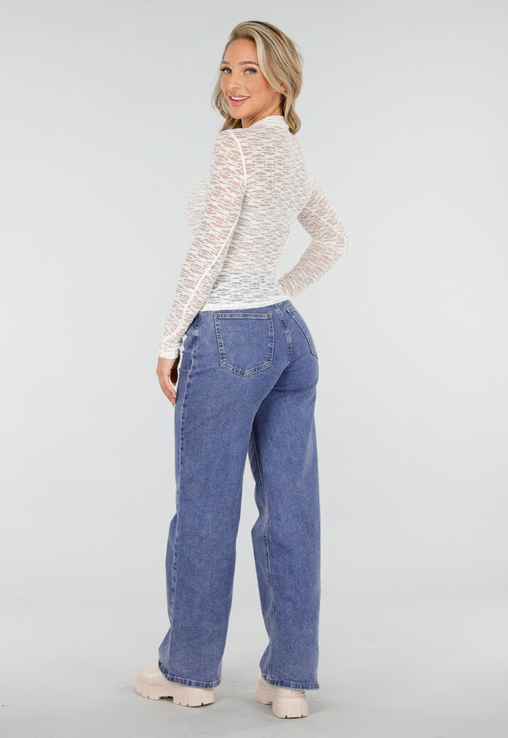 Witte Kanten Top met Lange Mouwen en Hoge Hals