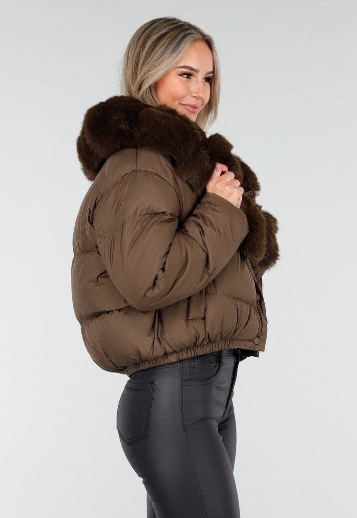 Bruine Pufferjas met Brede Bontkraag en Elastische Zoom