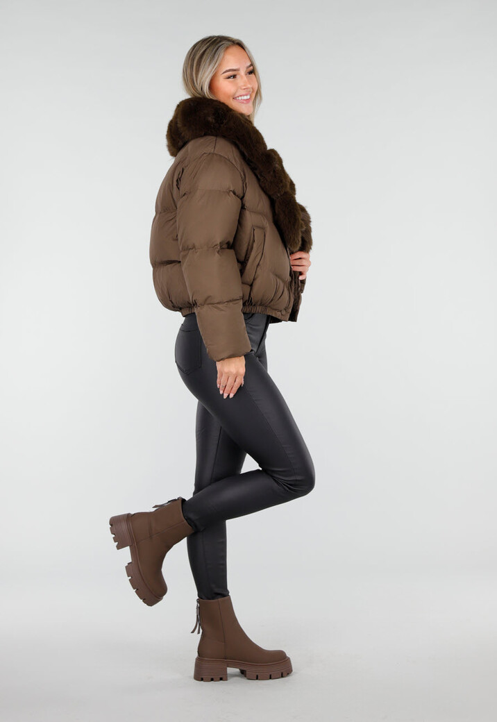 Bruine Pufferjas met Brede Bontkraag en Elastische Zoom