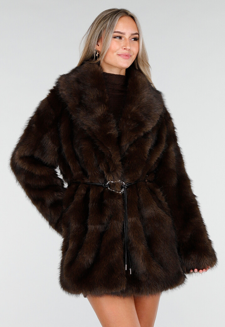 Donkerbruine Imitatiebont Jas met Ceintuur