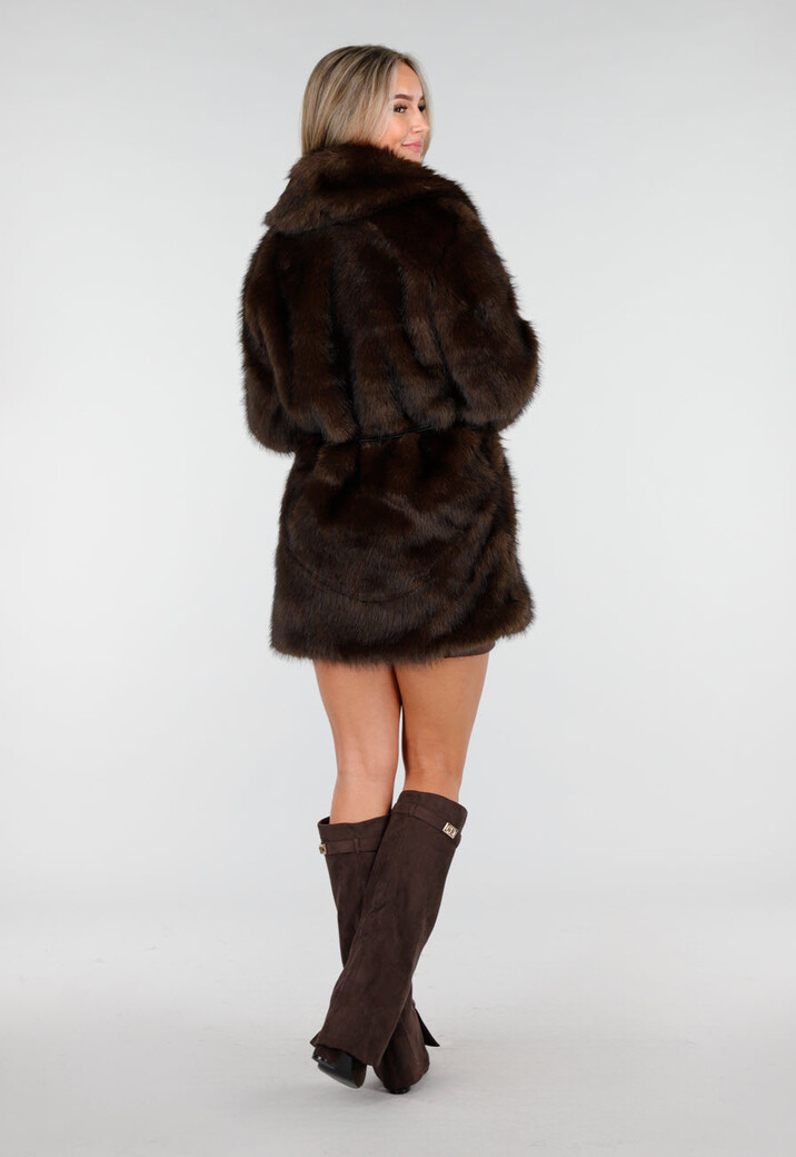 Donkerbruine Imitatiebont Jas met Ceintuur