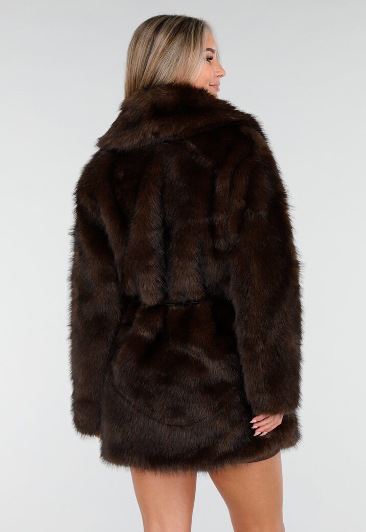 Donkerbruine Imitatiebont Jas met Ceintuur