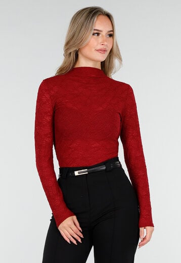 Rode Kant Top Hoge Hals