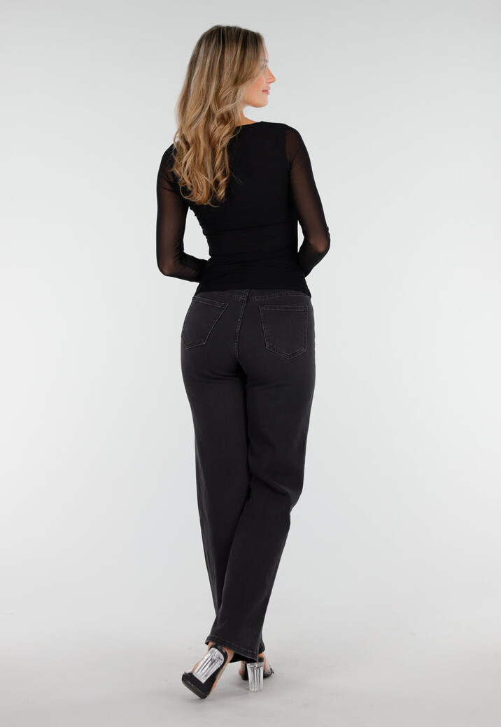 Zwarte Top met Mesh Mouwen en Hartvormige Halslijn