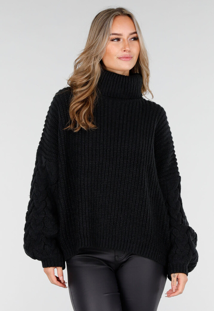 Zwarte Gebreide Coltrui met Kabelmouwen