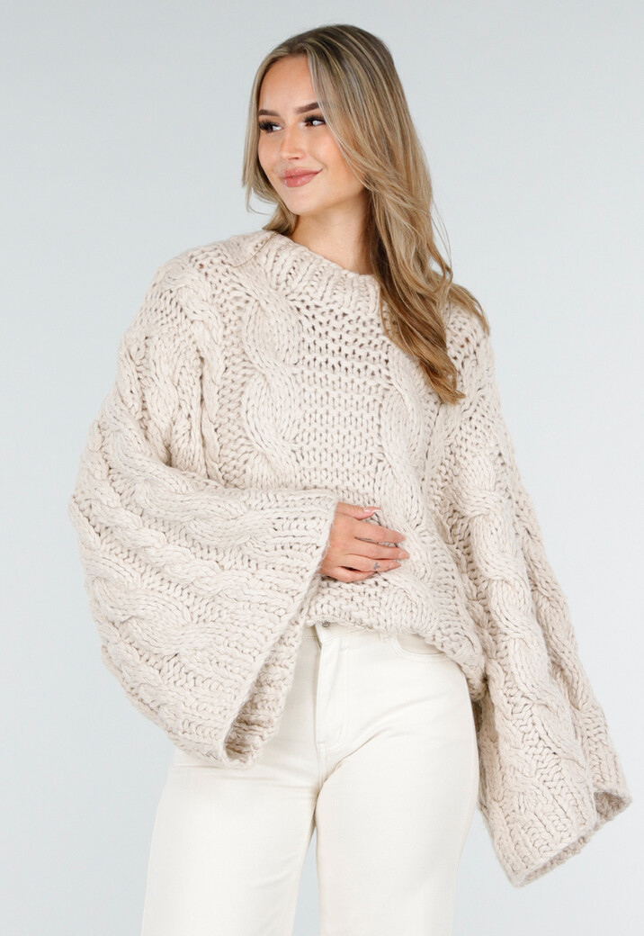 Beige Oversized Kabeltrui met Wijde Mouwen