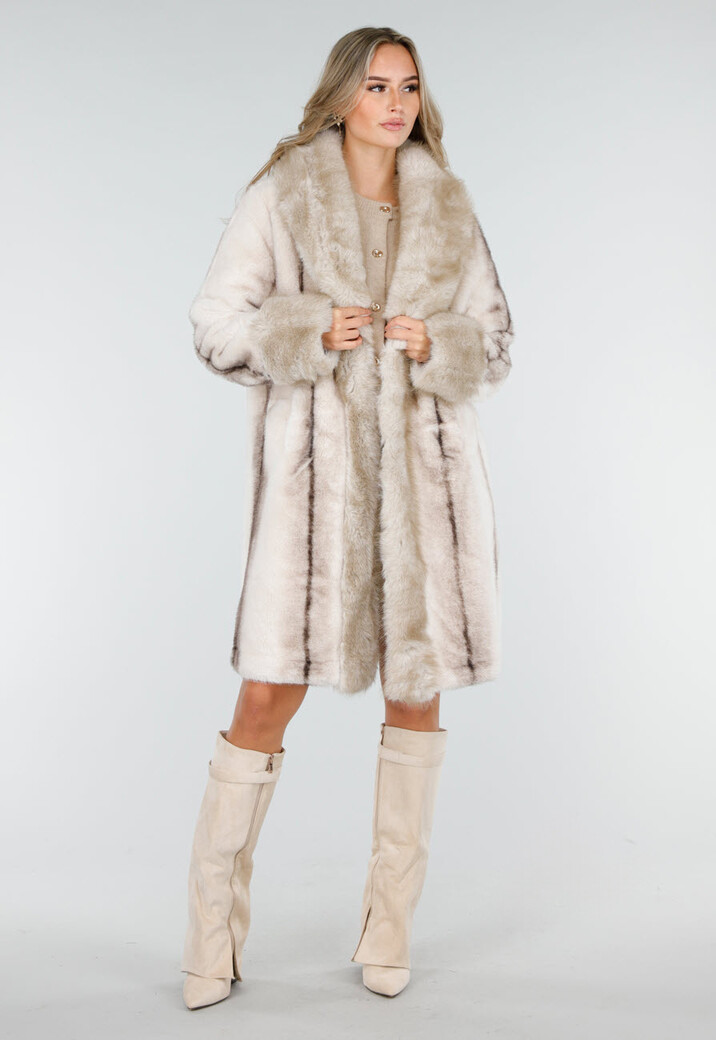Beige Faux Fur Jas met Brede Revers en Zakken