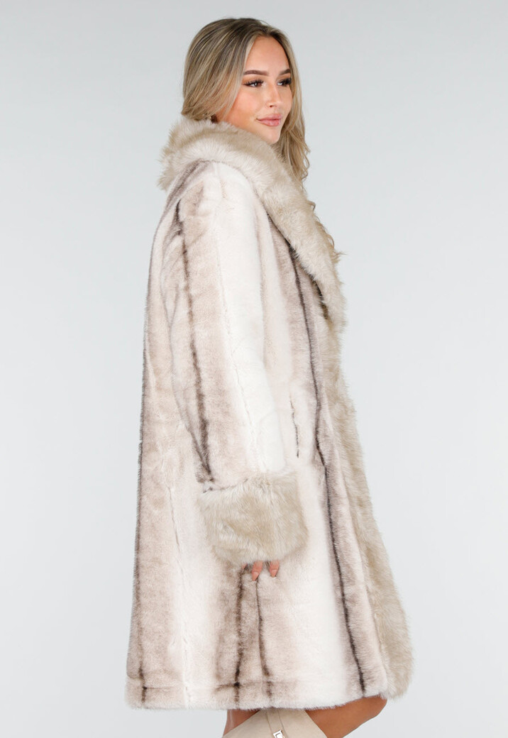 Beige Faux Fur Jas met Brede Revers en Zakken