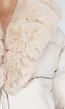 Beige Pufferjas met Bontkraag en Drukknopen
