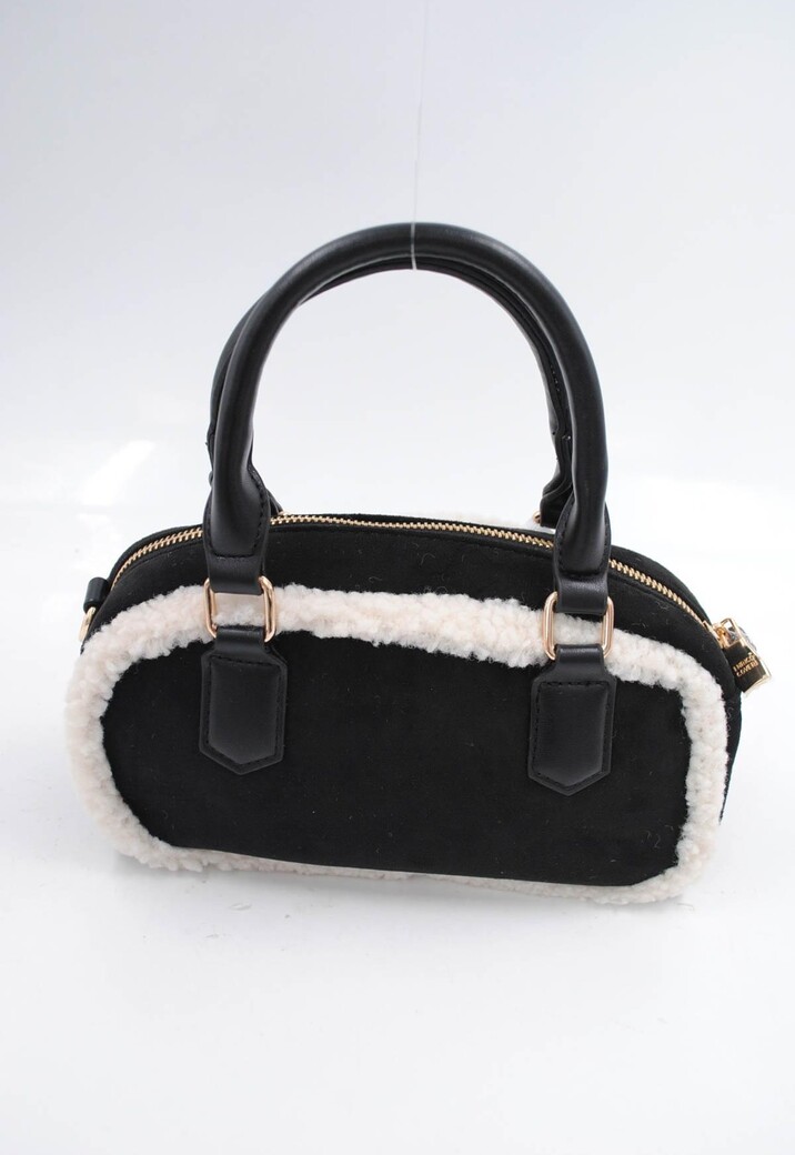 Zwarte Suède Handtas met Witte Bontafwerking en Lang Schouderhengsel
