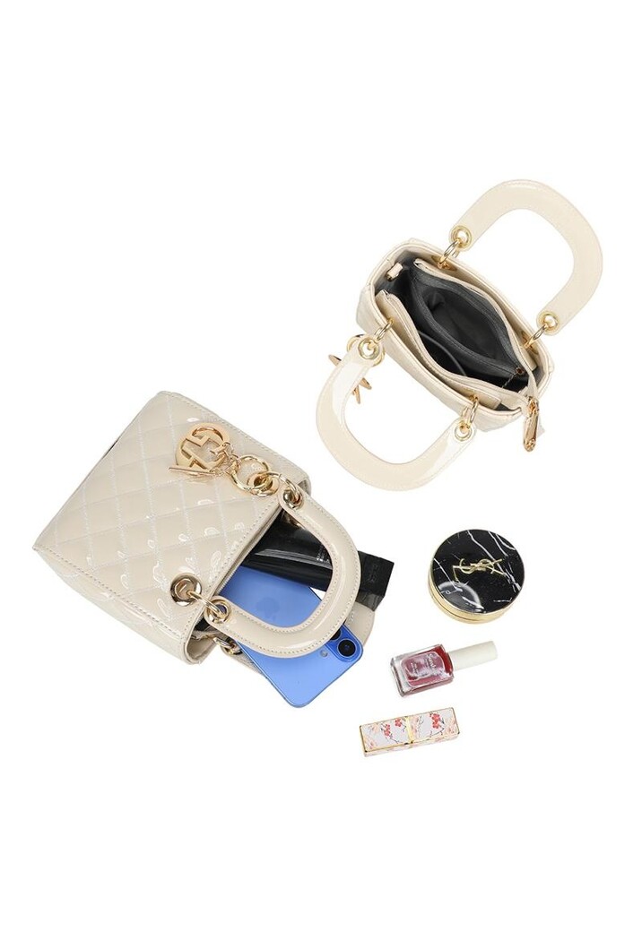 Witte Lakleren Handtas met Ruitpatroon en Gouden Hanger