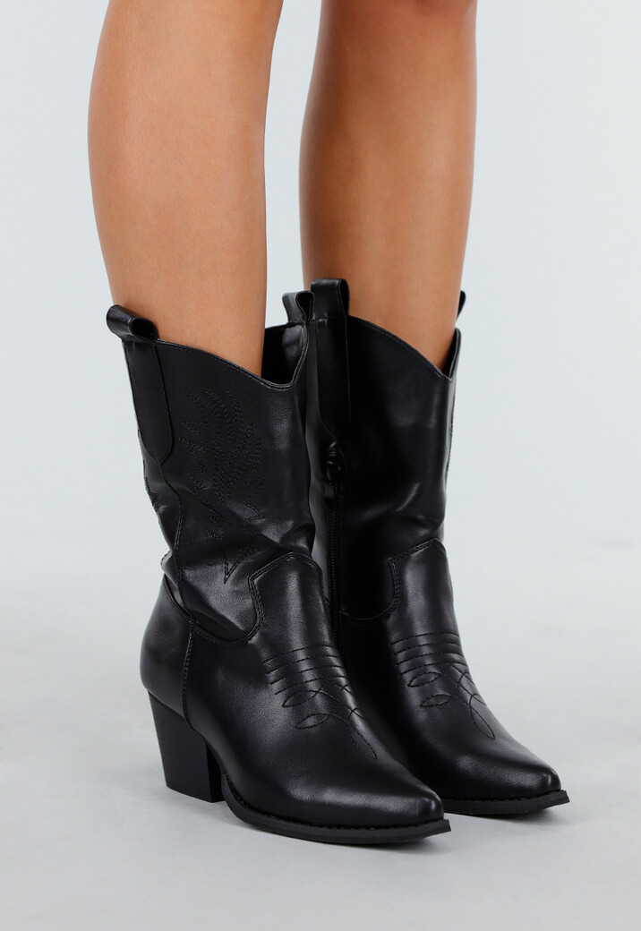 Zwarte Western Boots met Hak en Stiksels in Cowboystijl