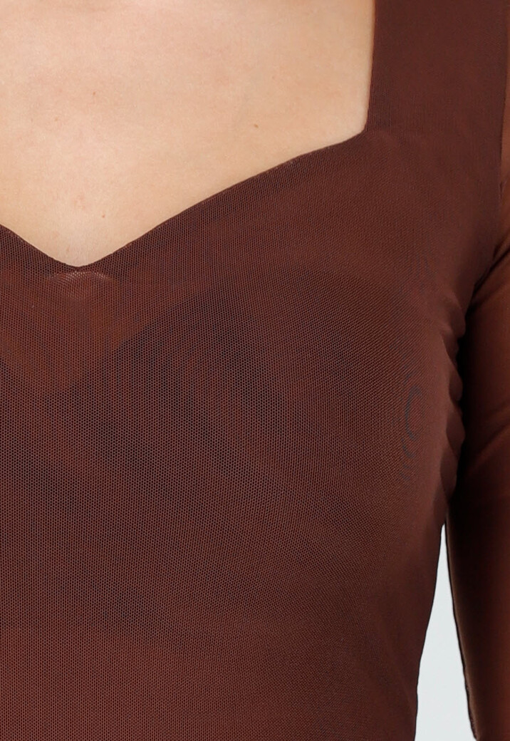 Bruine Mesh Top met Lange Mouwen en Hartvormige Halslijn