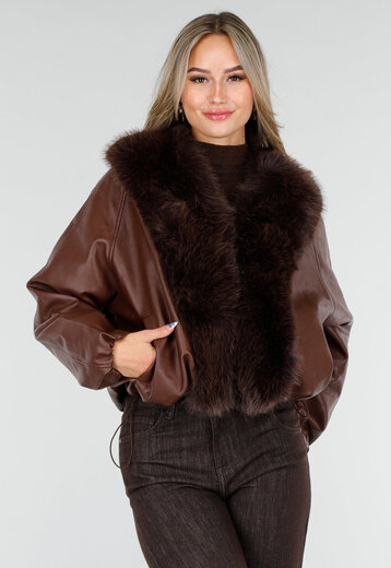 Bruine Lederlook Jas met Bontkraag
