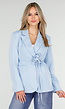 Lichtblauwe Blazer met Tailleceintuur en Stoffen Bloemdetail