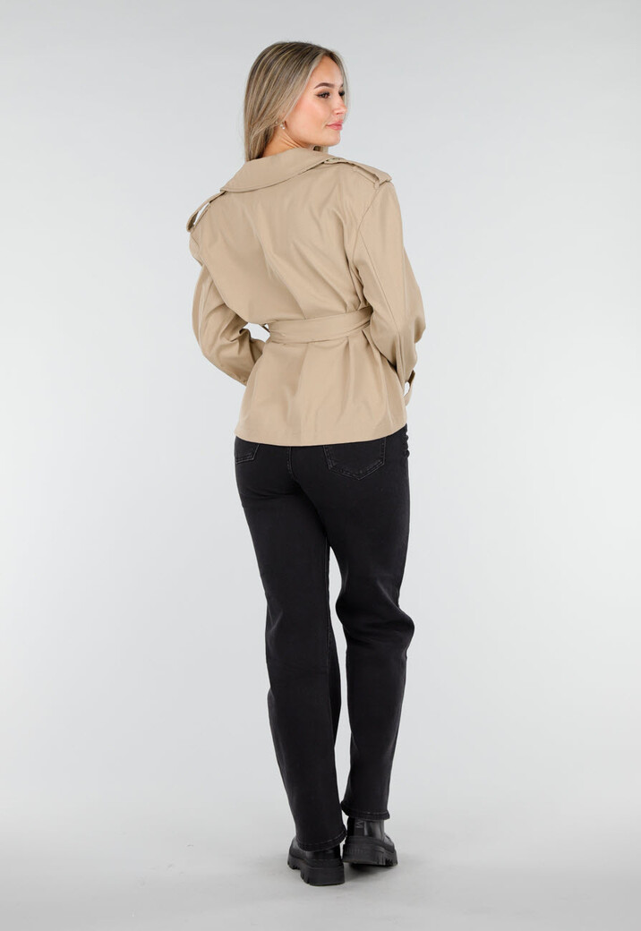 Beige Korte Trenchcoat met Ceintuur en Dubbele Knoopsluiting