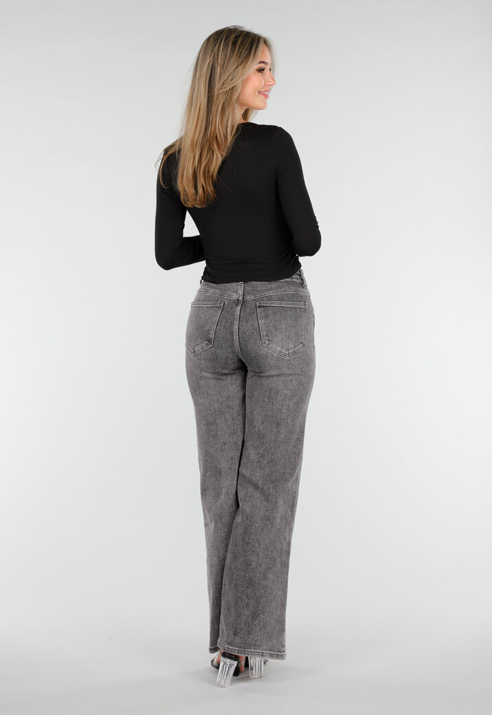 Grijze Straight Leg Jeans met Rechte Pijpen en Subtiele Wassing