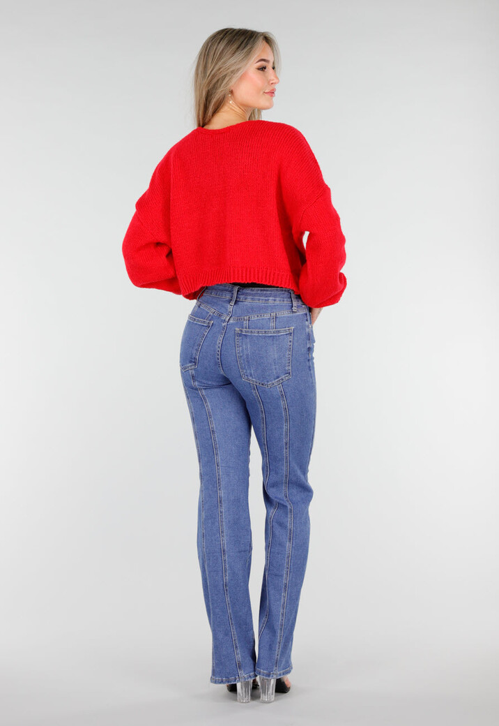 Rood Gebreid Vest met Strik aan de Voorzijde