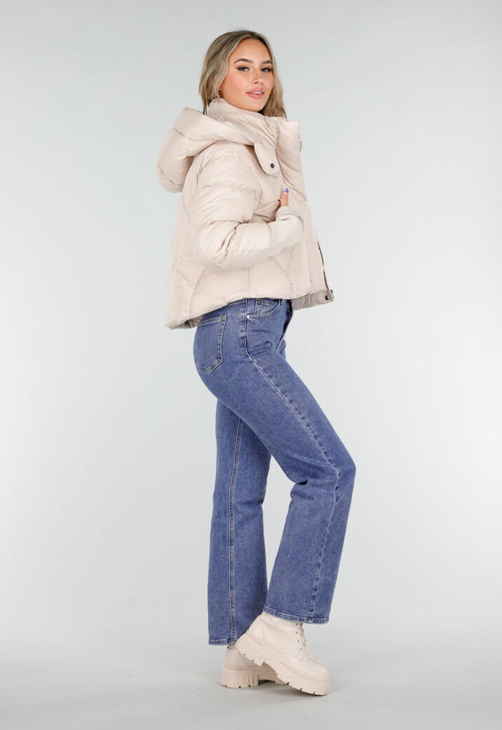 Crème Gewatteerde Pufferjas met Capuchon