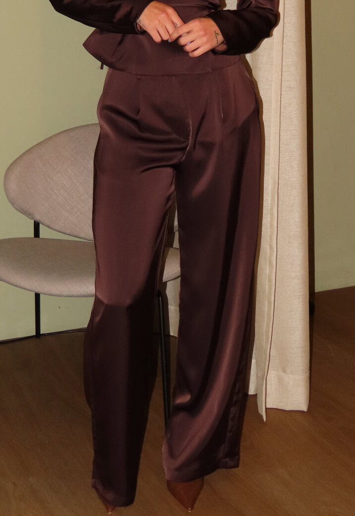Donkerbruine Satijnlook Wide Leg Broek met Hoge Taille