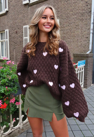 Trui Bruin met Hartjes