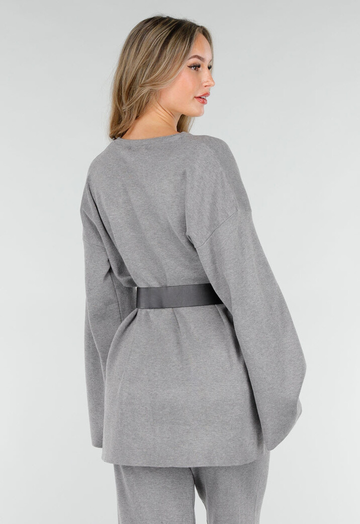 Grijs Tweedelig Loungepak Met Wijde Mouwen En Rechte Pijpen