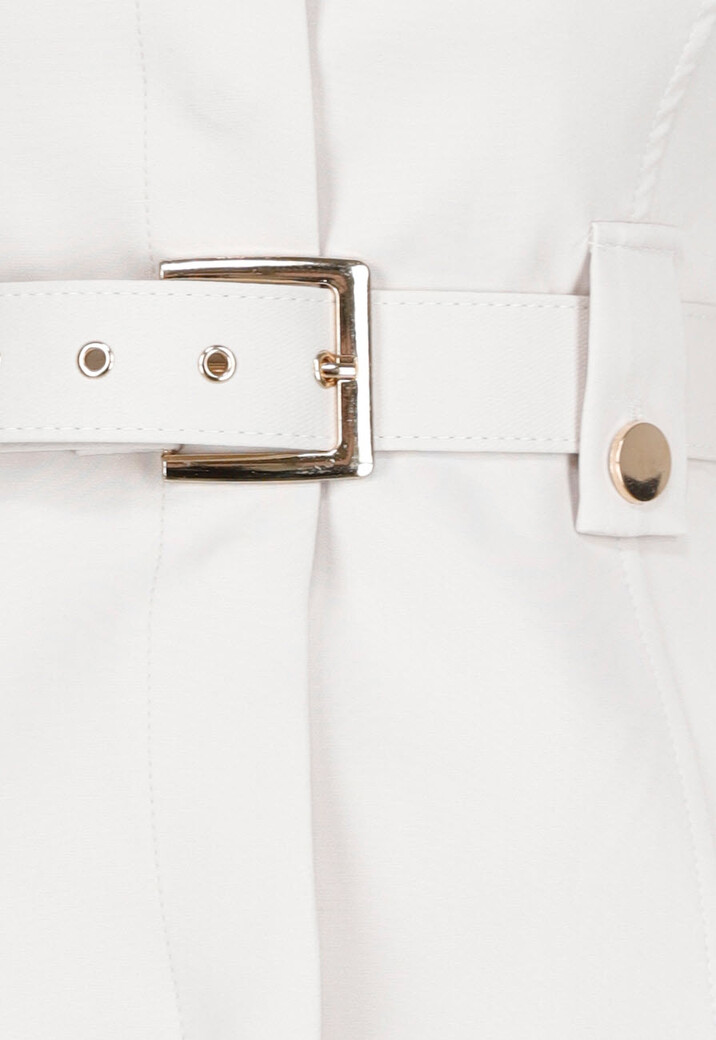 Crèmekleurige Two-Piece Set met Tailleceintuur en Rechte Broek